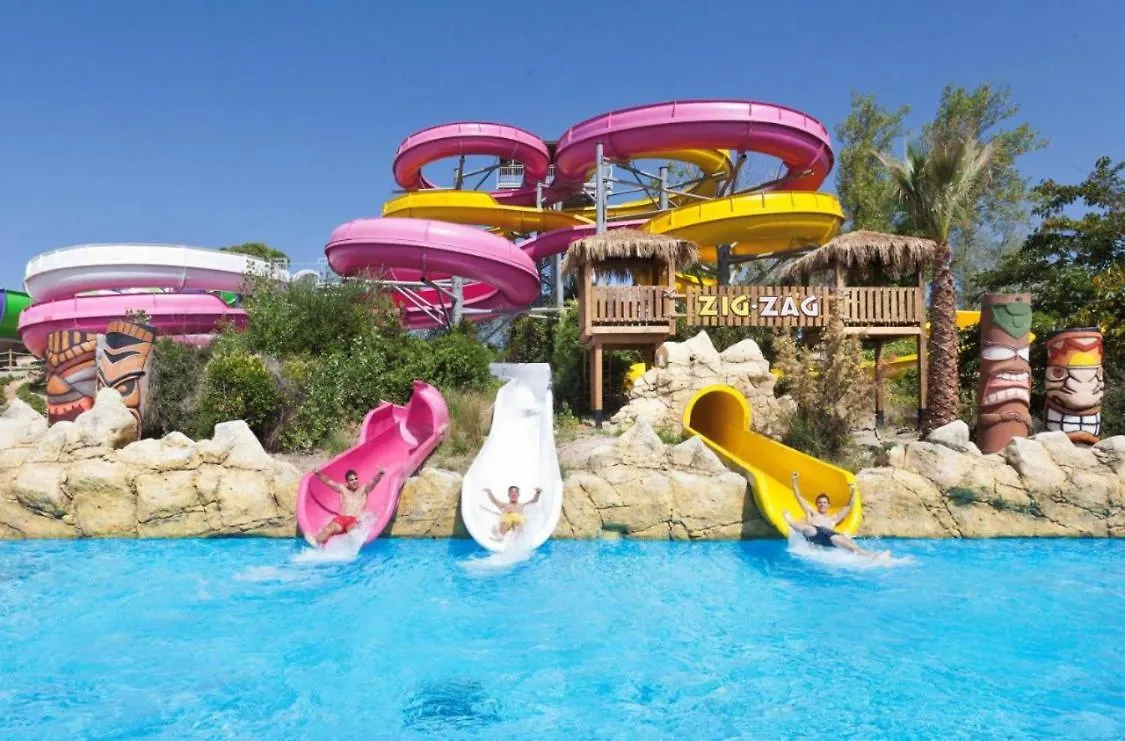Apartment Apartbeach Festival Village 3 Y Vistas Piscina Salou Spain