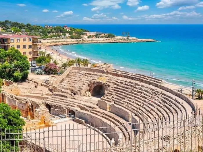 Apartment Apartbeach Festival Village 3 Y Vistas Piscina Salou Spain