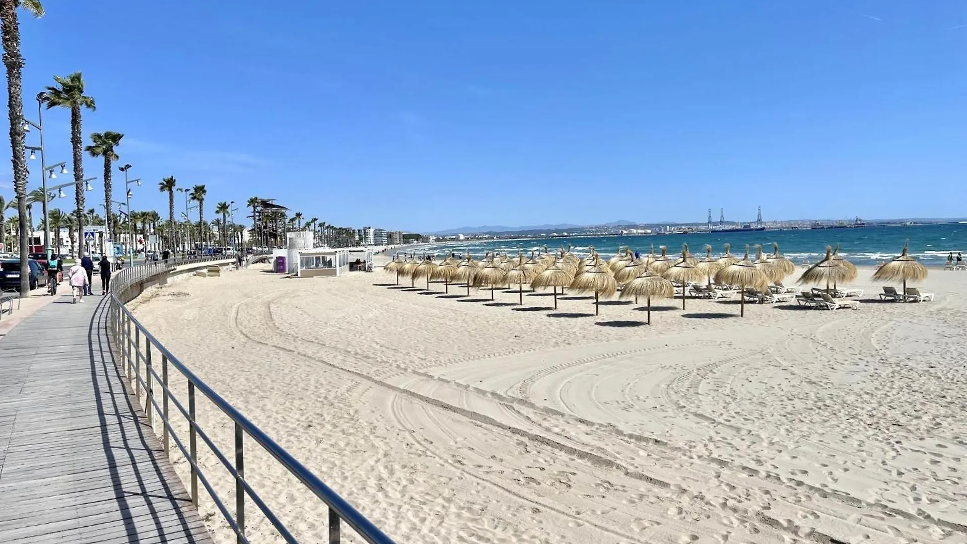 Apartbeach Festival Village 3 Y Vistas Piscina Salou 0*,  Spain