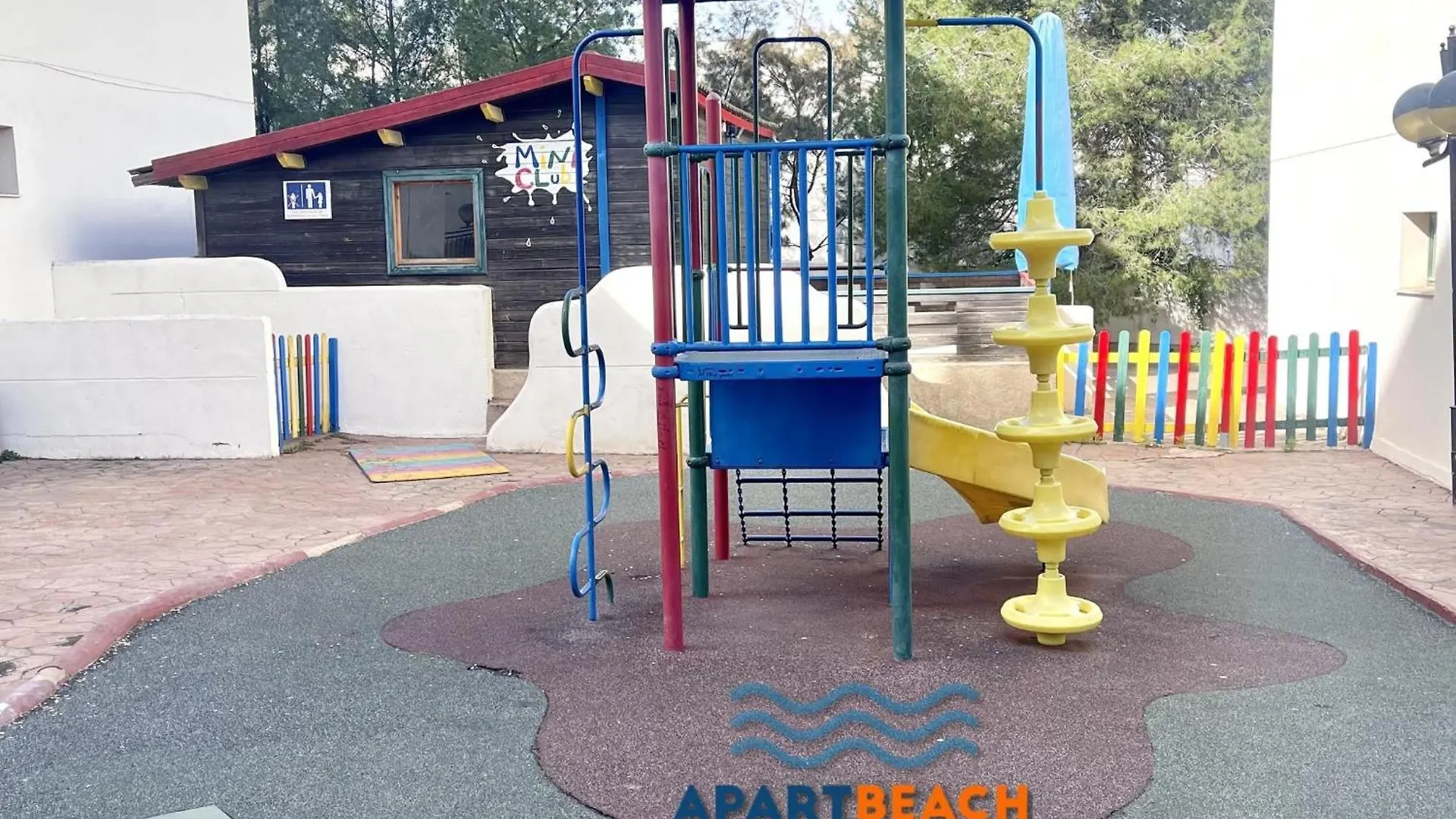 Apartbeach Festival Village 3 Y Vistas Piscina Salou