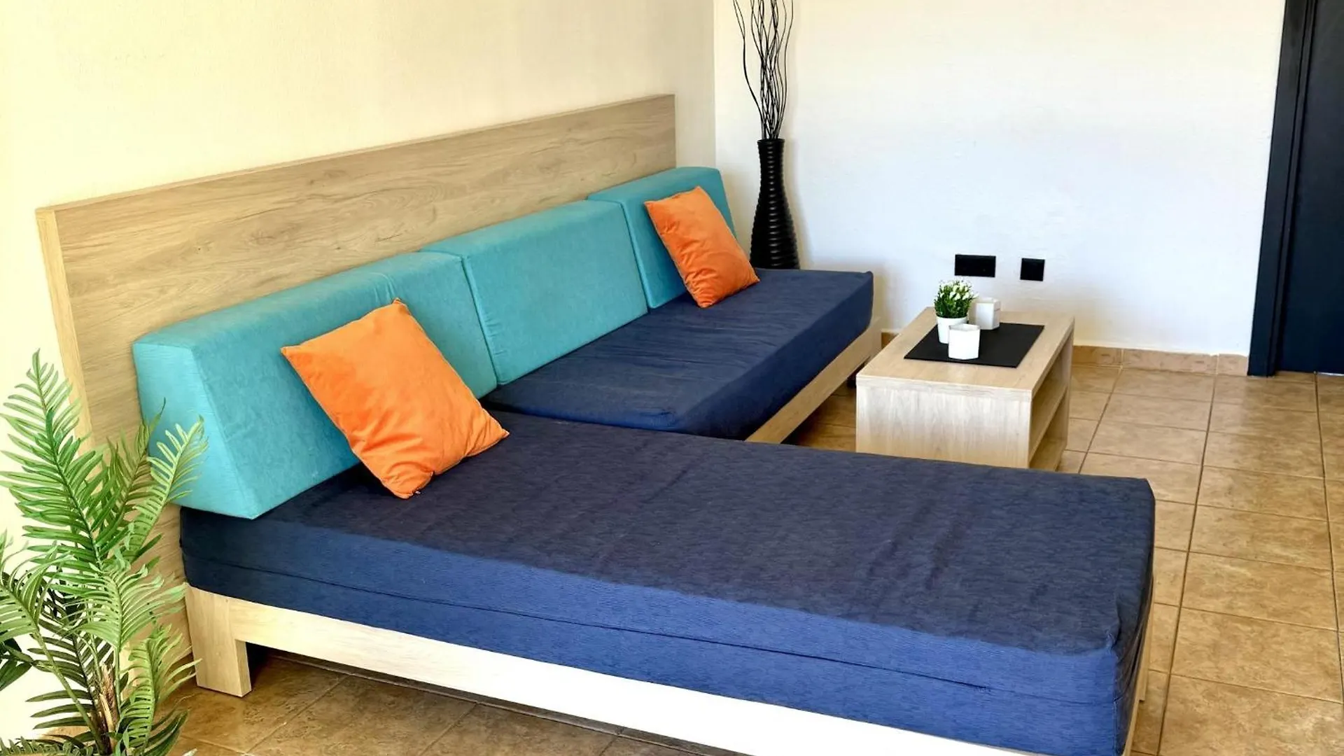 Apartbeach Festival Village 3 Y Vistas Piscina Salou 0*,  Spain