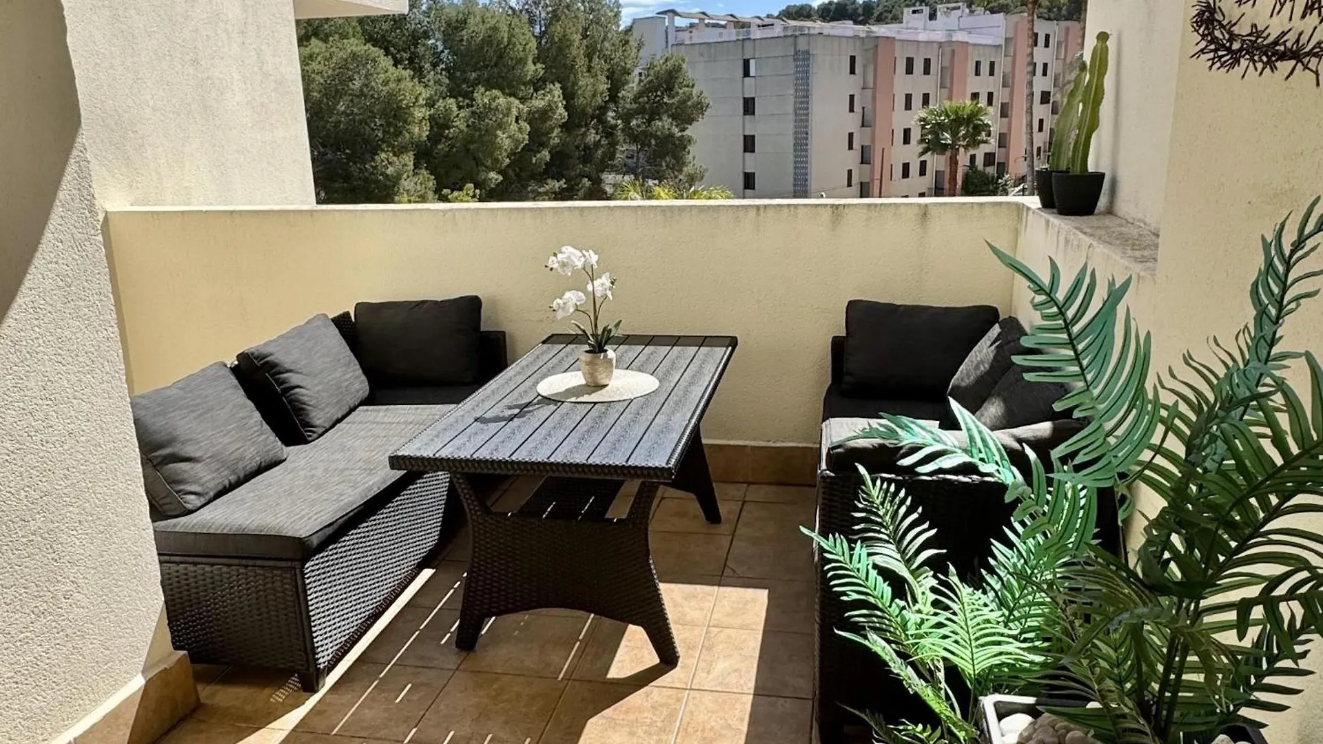 Apartbeach Festival Village 3 Y Vistas Piscina Salou Apartment