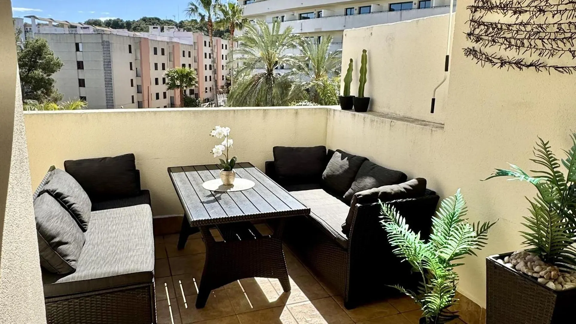 Apartbeach Festival Village 3 Y Vistas Piscina Salou Spain